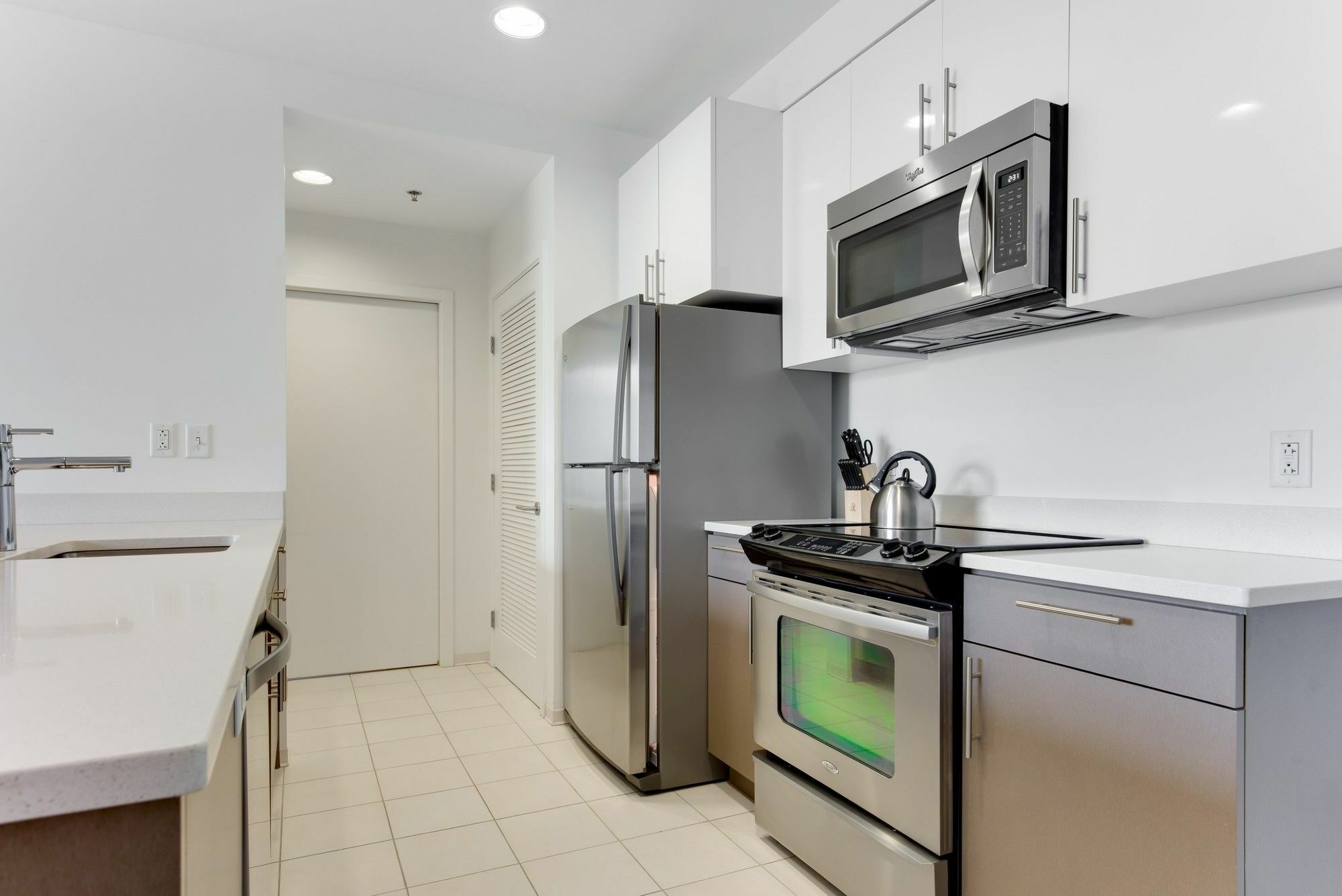 Global Luxury Suites At Kendall East Cambridge Esterno foto